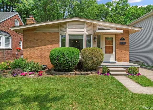 Property at 1219 Hendrickson Blvd, Clawson, MI 48017, 3 beds, 2 baths
