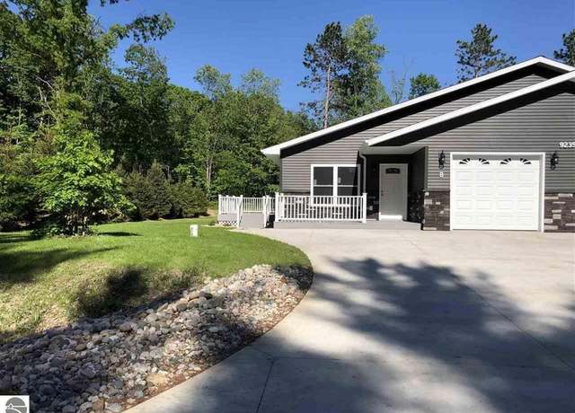 Property at 00 Sockeye Dr, Farwell, MI 48622, 3 beds, 2 baths