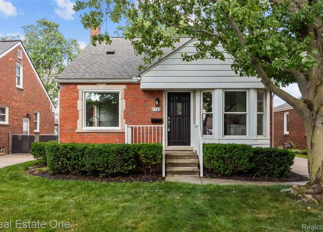 Property at 1746 N Lafayette St, Dearborn, MI 48128, 3 beds, 3 baths