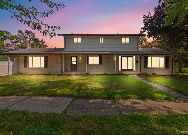 Property at 1386 Three Mile Dr, Grosse Pointe Park, MI 48230, 4 beds, 2.5 baths