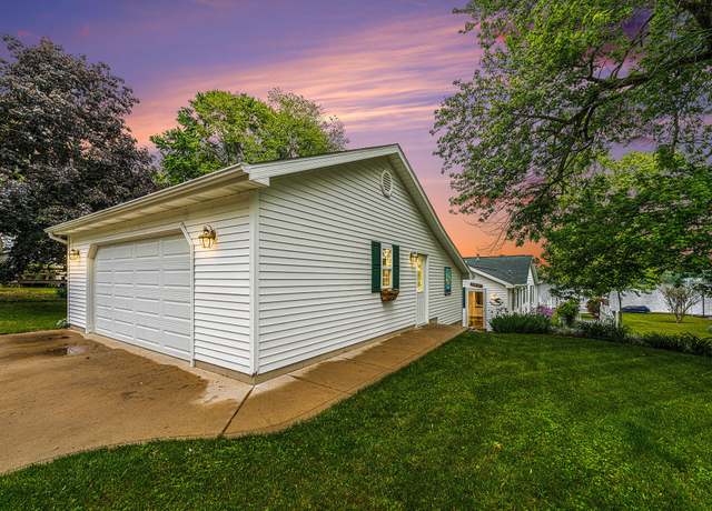 Property at 60631 Lennon Rd, Sturgis, MI 49091, 2 beds, 2 baths