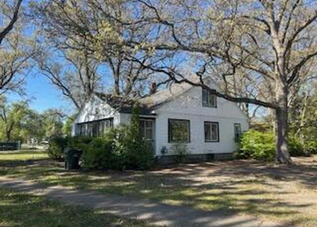 Property at 1871 Terrace St, Muskegon, MI 49442, 3 beds, 1 bath