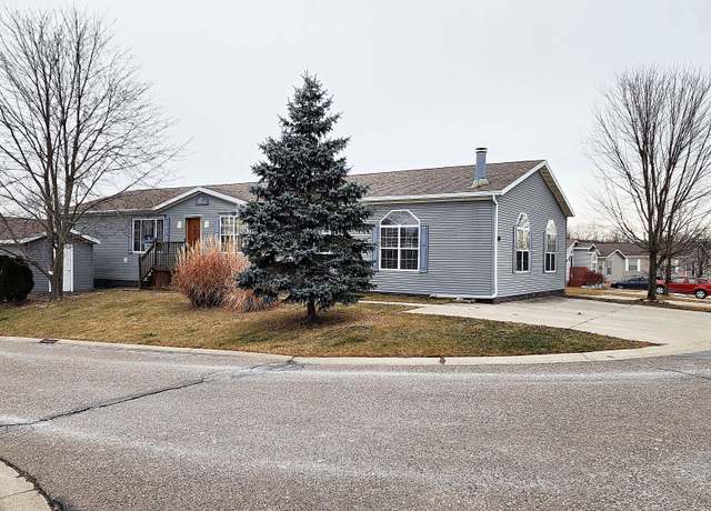 Property at 11105 Wood Run Cir, Green Oak Twp, MI 48178, 4 beds, 2 baths