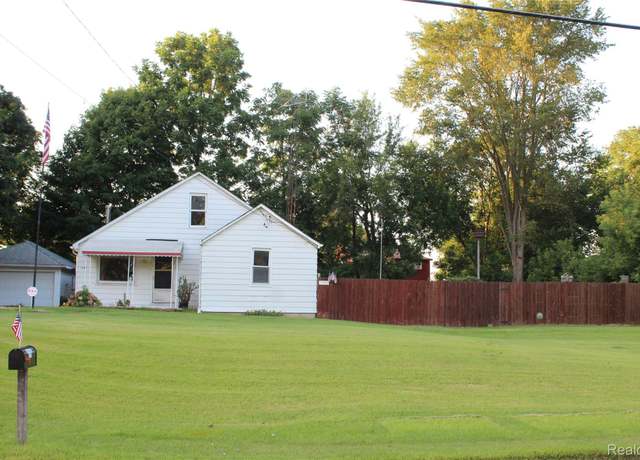 Property at 1287 E Mount Morris Rd, Mt Morris, MI 48458, 2 beds, 1 bath