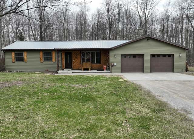 Property at 2235 S Loomis Rd, Mt Pleasant, MI 48858, 2 beds, 1 bath
