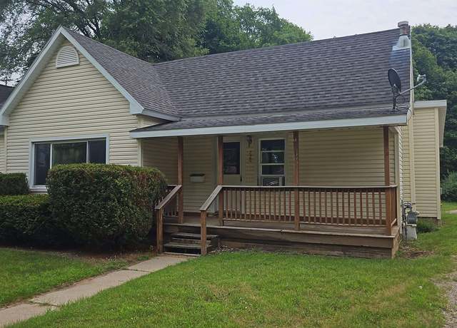 Property at 720 N Main St, Mt Pleasant, MI 48858, 2 beds, 1 bath