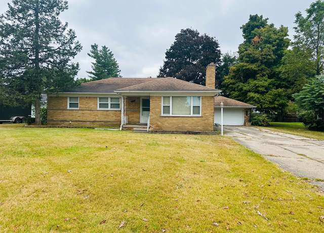Property at 2230 Middlebelt Rd, West Bloomfield, MI 48324, 5 beds, 2 baths