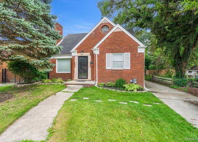 Property at 13356 Kilbourne St, Detroit, MI 48213, 3 beds, 1.5 baths