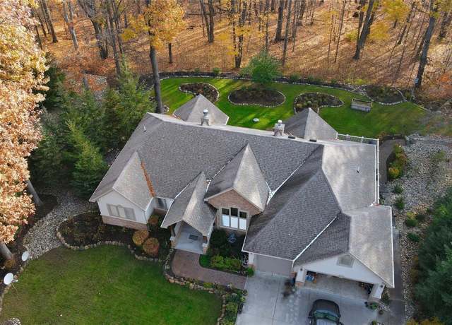 Property at 9375 E Sunset Dr, Roscommon, MI 48653, 4 beds, 3 baths