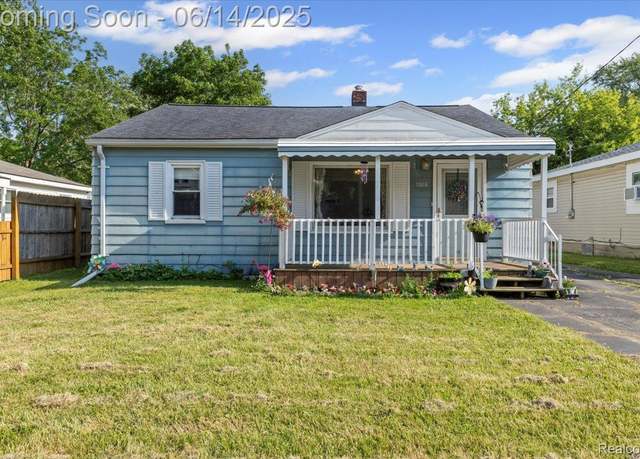 Property at 1386 Proper Ave, Burton, MI 48529, 3 beds, 1 bath