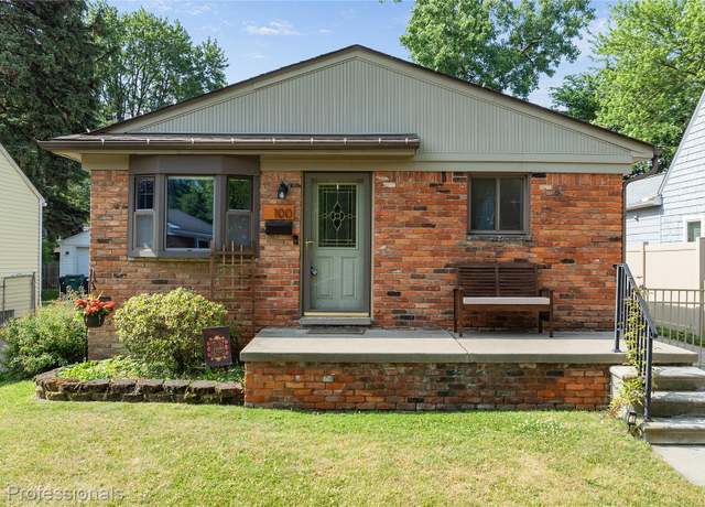 Property at 100 Bauman Ave, Clawson, MI 48017, 3 beds, 2 baths