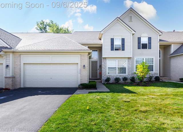 Property at 1270 Alameda Blvd #40, Troy, MI 48085, 3 beds, 2.5 baths