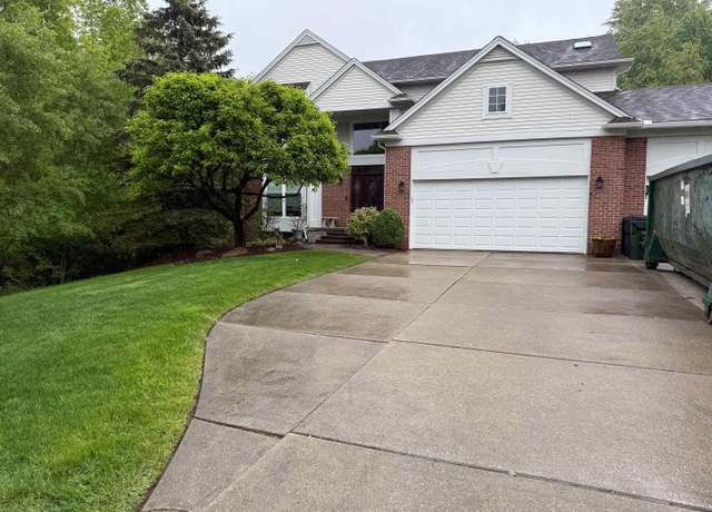 Property at 2801 Waldon Park Dr, Lake Orion, MI 48359, 4 beds, 2.5 baths