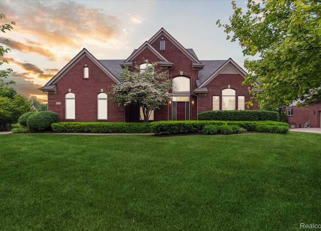 Property at 47141 Merion Cir, Northville, MI 48168, 4 beds, 3.5 baths