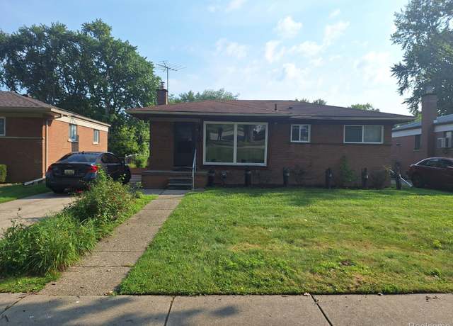 Property at 22521 Euclid St, St Clair Shores, MI 48082, 3 beds, 1.5 baths