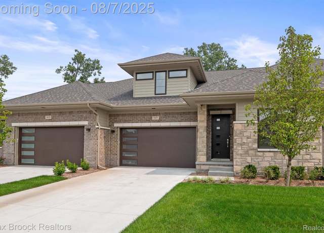 Property at 7477 Gramercy Cir #17, West Bloomfield Charter Township, MI 48322, 4 beds, 3.5 baths