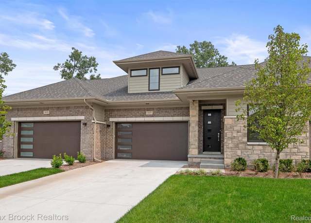 Property at 7477 Gramercy Cir #17, West Bloomfield Charter Township, MI 48322, 4 beds, 3.5 baths
