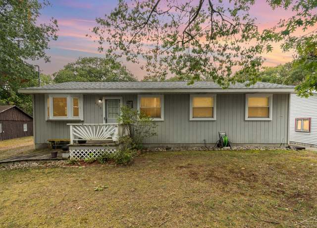 Property at 5378 E 14th St, Au Gres, MI 48703, 3 beds, 1 bath