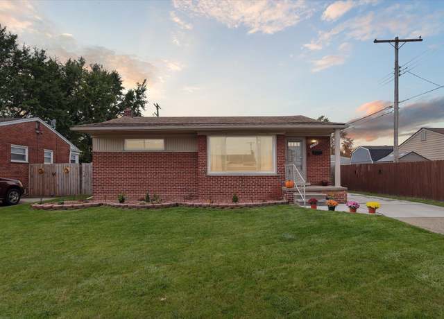 Property at 15118 Mulberry St, Southgate, MI 48195, 3 beds, 2 baths