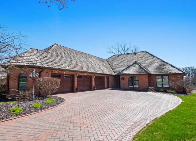 Property at 22 Chateaux DU Lac, Fenton, MI 48430, 4 beds, 3.5 baths
