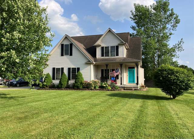 Property at 2087 Fawn Glen Cir, Lapeer, MI 48446, 4 beds, 2.5 baths