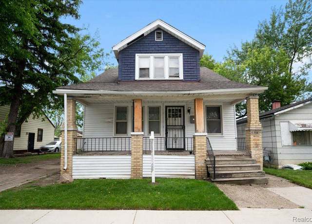 Property at 8214 Saint Marys St, Detroit, MI 48228, 5 beds, 2.5 baths