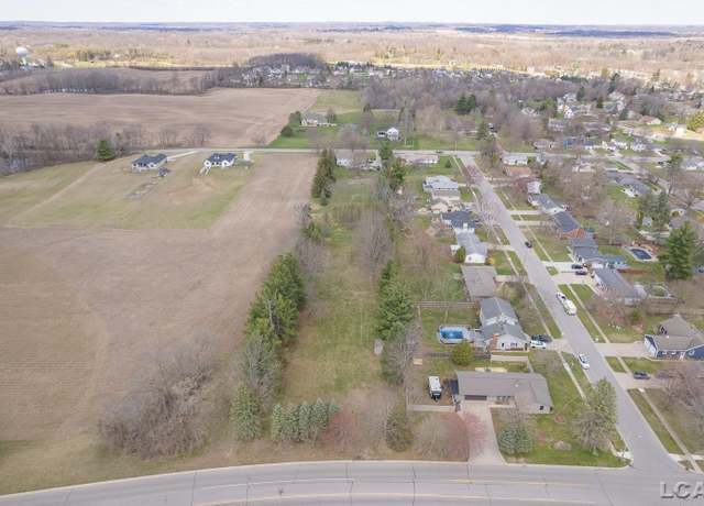 Property at 803 Brown St, Tecumseh, MI 49286