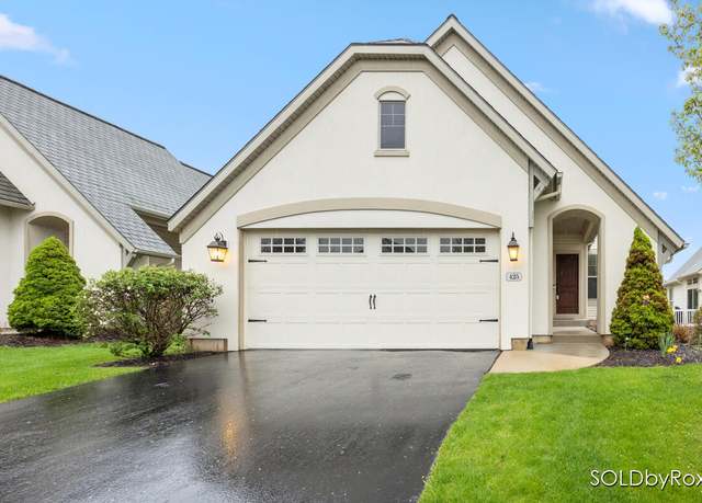 Property at 425 Enclave Ct SE, Grand Rapids, MI 49546, 3 beds, 3 baths