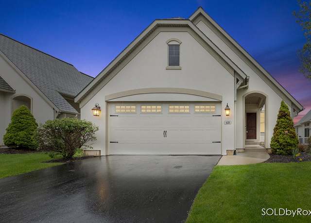 Property at 425 Enclave Ct SE, Grand Rapids, MI 49546, 3 beds, 3 baths