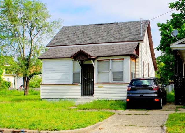 Property at 428 Catherine Ave, Muskegon, MI 49442, 2 beds, 1 bath