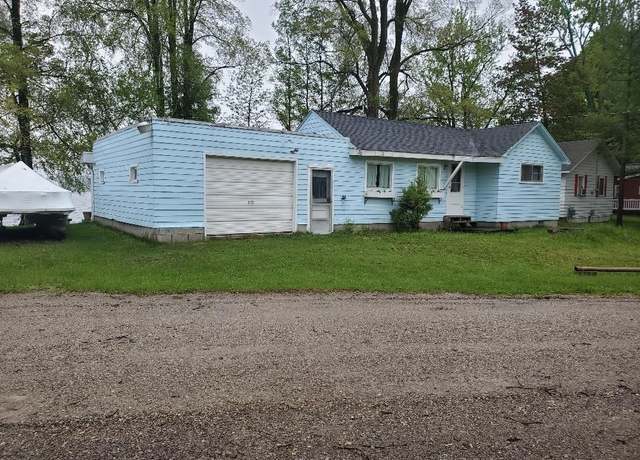 Property at 5630 W Lake Shore Dr, Weidman, MI 48893, 3 beds, 1 bath