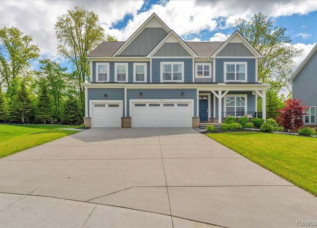 Property at 24324 Oak Ridge Blvd, South Lyon, MI 48178, 5 beds, 3.5 baths