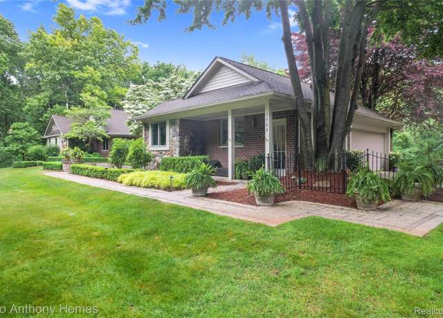 Property at 5300 Old Mill Rd, Rochester, MI 48306, 4 beds, 3.5 baths