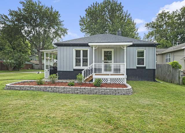 Property at 1327 Lamont Ave NW, Grand Rapids, MI 49504, 2 beds, 1 bath