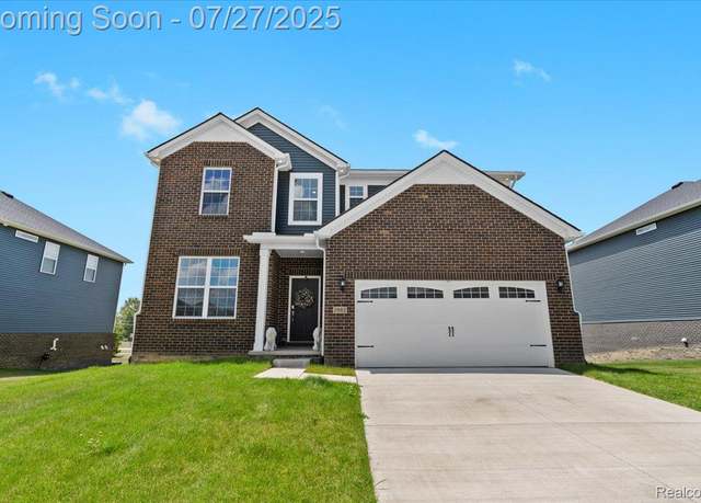 Property at 2882 Trillium Hills Dr, Commerce Twp, MI 48382, 5 beds, 3 baths