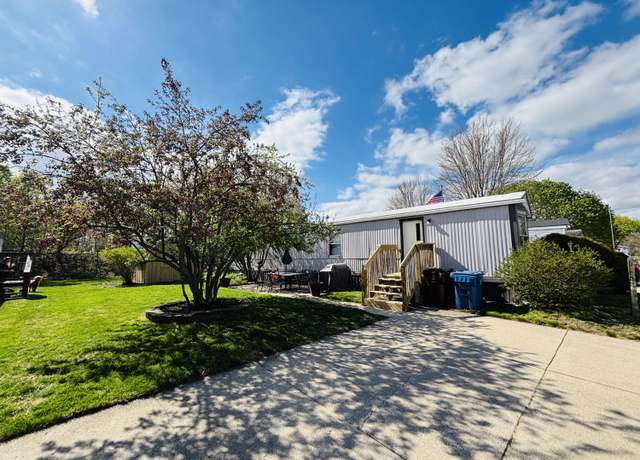 Property at 1765 Rhoda Rd SE, Lowell, MI 49331, 2 beds, 1 bath