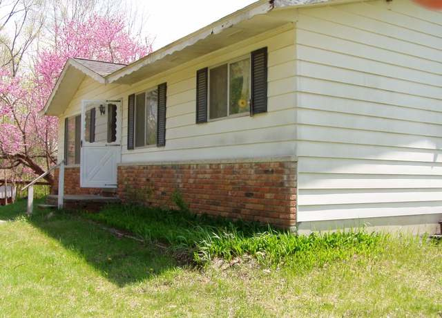 Property at 6350 Merritt Rd, Ypsilanti, MI 48197, 3 beds, 1 bath