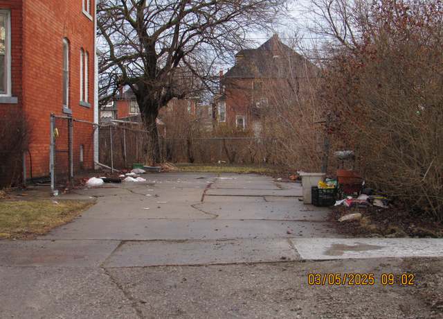 Property at 95 Woodland St, Detroit, MI 48202