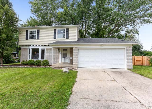 Property at 3904 Cloverlawn Ave, Pittsfield Charter Township, MI 48197, 3 beds, 2.5 baths