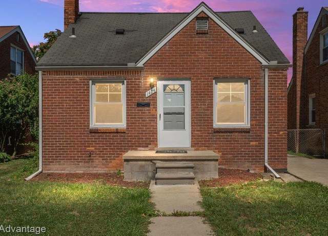 Property at 1424 Mayflower Ave, Lincoln Park, MI 48146, 4 beds, 1 bath