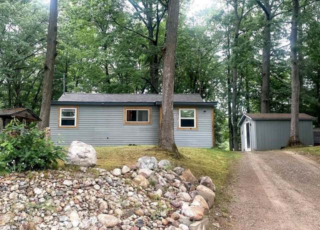 Property at 992 Lake St, Harrison, MI 48625, 1 bed, 1 bath