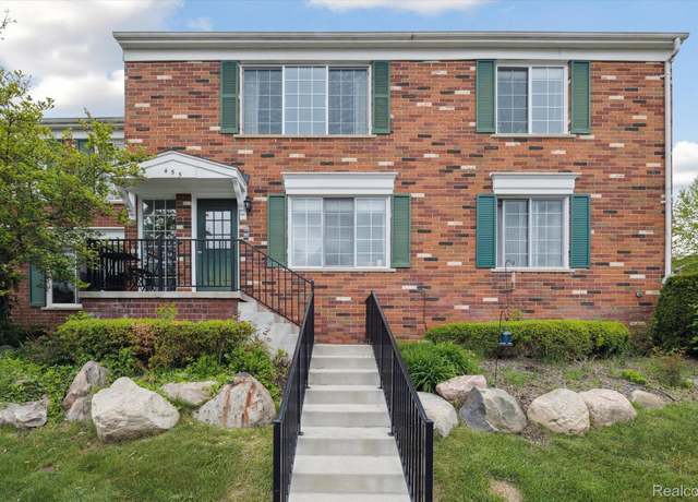 Property at 455 Baldwin Ave #203, Rochester, MI 48307, 2 beds, 1 bath