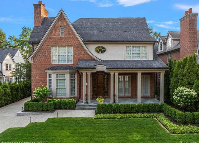 Property at 555 Baldwin Ct, Birmingham, MI 48009, 5 beds, 6.5 baths