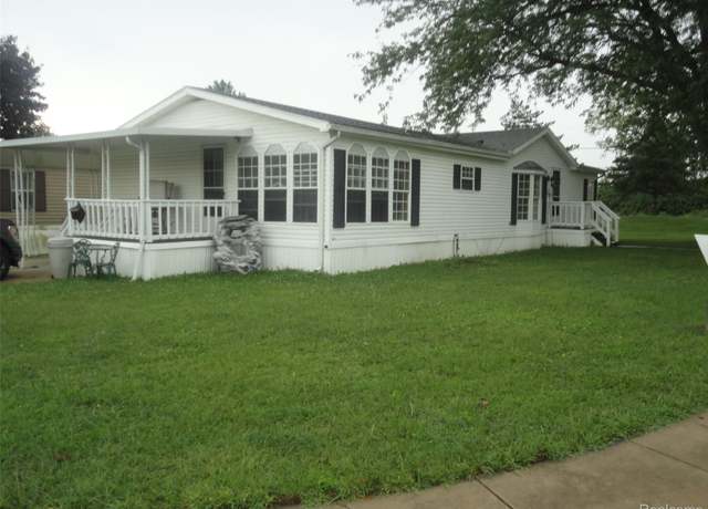 Property at 251 Inverness Ln, Bedford Township, MI 48182, 3 beds, 2 baths