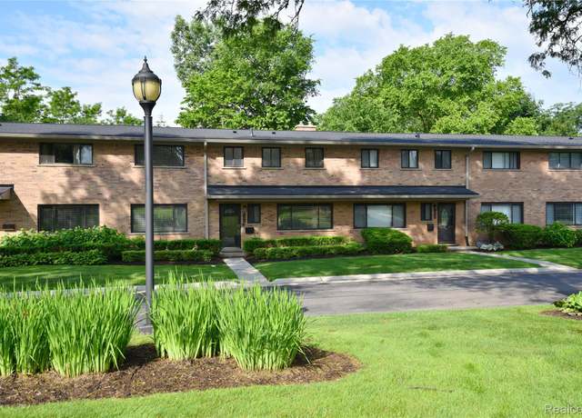 Property at 142 E Hickory Grove Rd #3, Beverly Hills, MI 48304, 3 beds, 2.5 baths