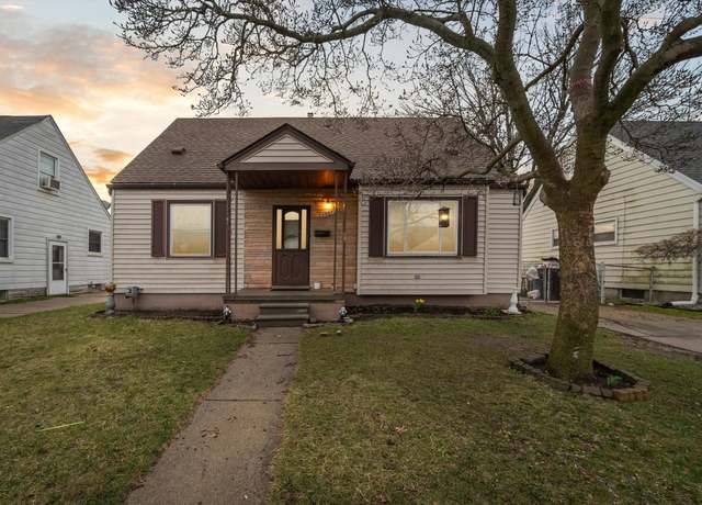 Property at 25672 Fortuna St, Roseville, MI 48066, 3 beds, 1 bath