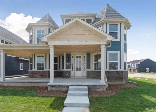 Property at 19340 Ryan Dr, Macomb Township, MI 48042, 4 beds, 3.5 baths