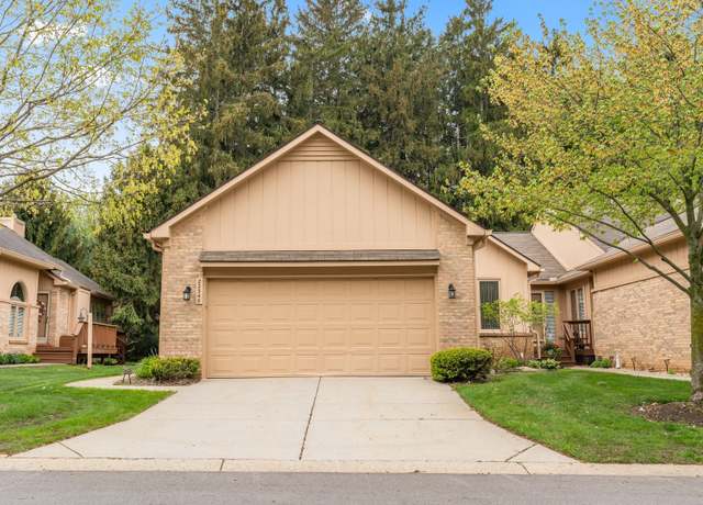 Property at 22340 River Ridge Trl, Farmington Hills, MI 48335, 2 beds, 2 baths