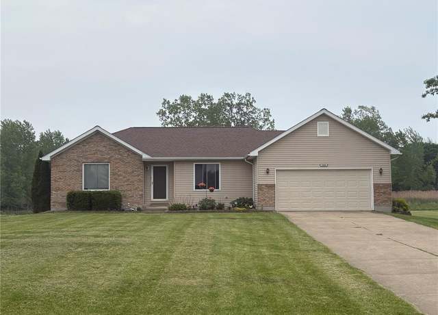 Property at 1044 Hockey Ln, Lapeer, MI 48446, 3 beds, 2 baths