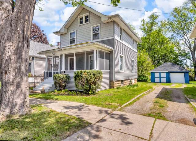 Property at 327 Carr St, Jackson, MI 49201, 3 beds, 1 bath